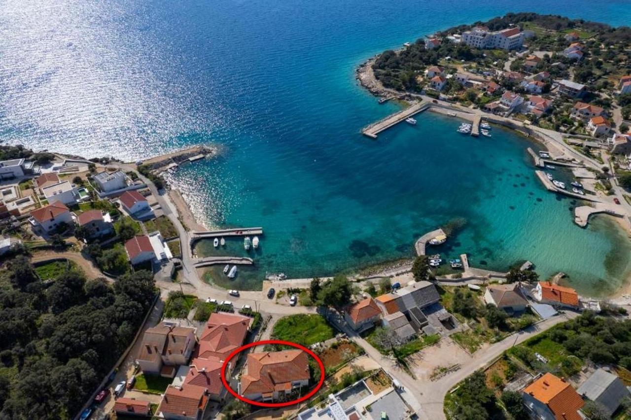 Apartments By The Sea Jakisnica, Pag - 21384 Lun  Zewnętrze zdjęcie