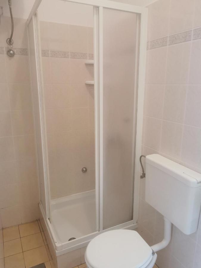 Apartments By The Sea Jakisnica, Pag - 21384 Lun  Zewnętrze zdjęcie