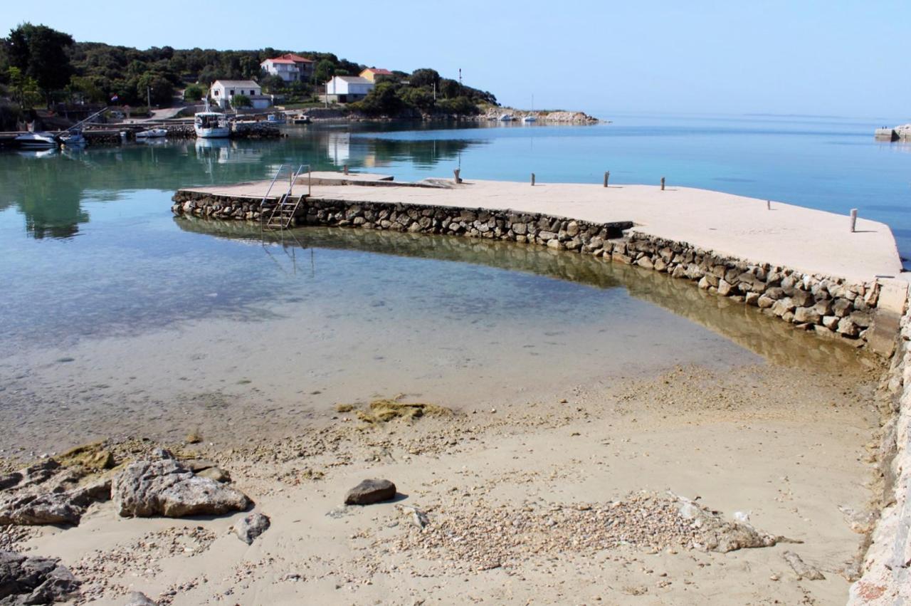 Apartments By The Sea Jakisnica, Pag - 21384 Lun  Zewnętrze zdjęcie